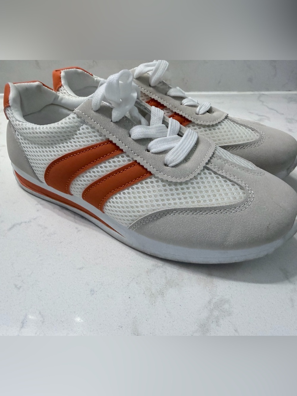 Women’s White Orange Retro Mesh Sneakers EU 38 Lace Up Lightweight